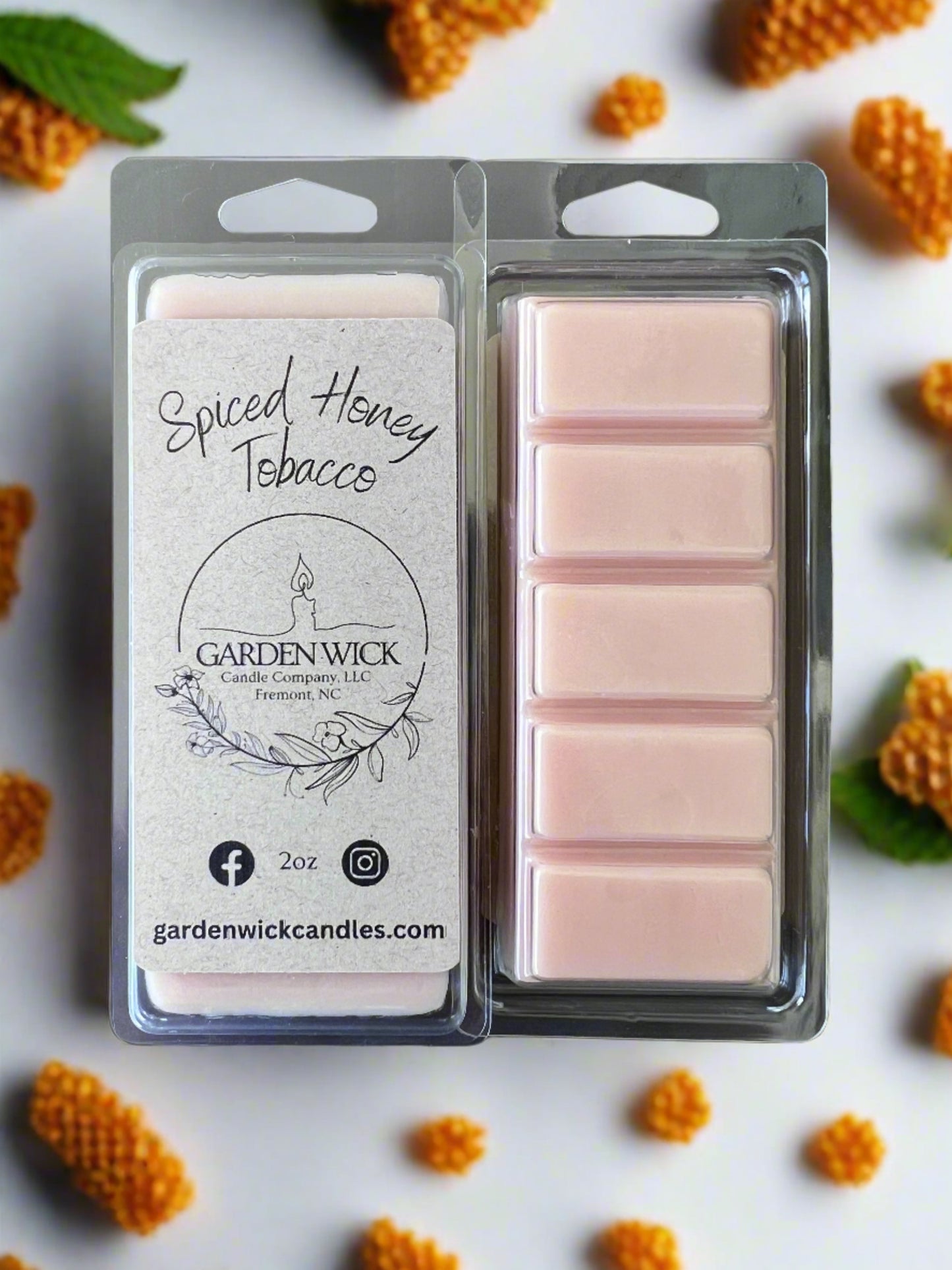 spiced Honey & Tobacco hand-poured wax melt with warm, spicy, woody fragrance including bergamot, honey, amber, tobacco leaves, oud, tonka bean, and dark musk from Garden Wick