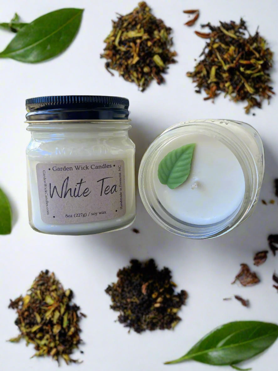 White Tea mason jar candle with fresh citrus and jasmine fragrance from Garden Wick